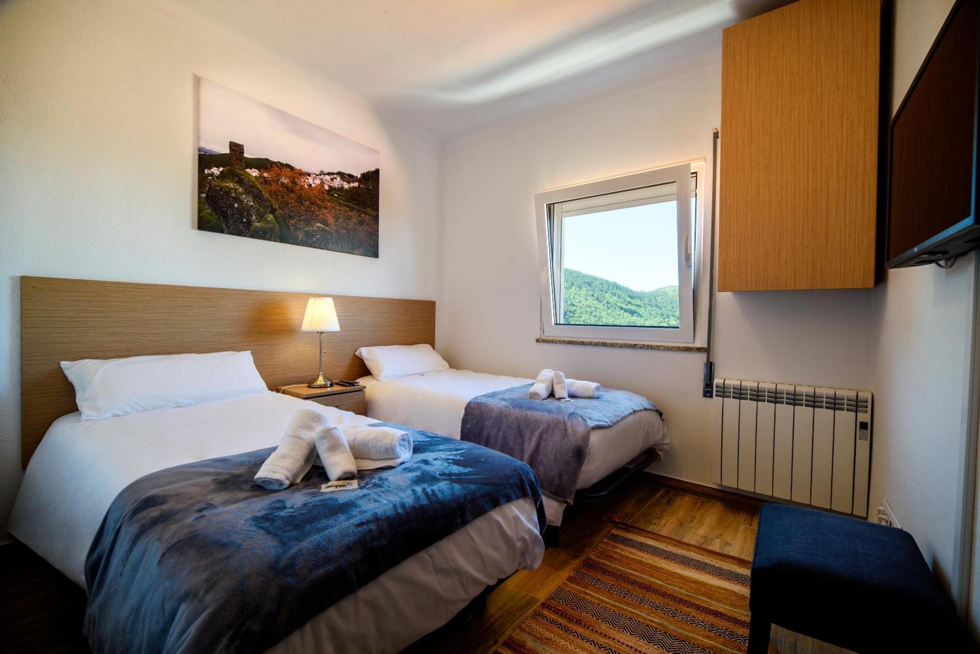 Casa Do Beco - Fabulous 3 Bedroom House With An Office, Seia, Serra Da Estrela Lapa dos Dinheiros Exterior photo